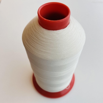 Mynd af Wild cat 160-W32187 off white óspunninn iðnaðartvinni 10.000m